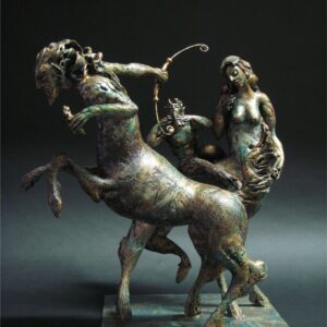 Il burbero domato opera unica in terracotta policroma,metallo,foglia oro Cm 35,5 x 44,5 x h 45,5